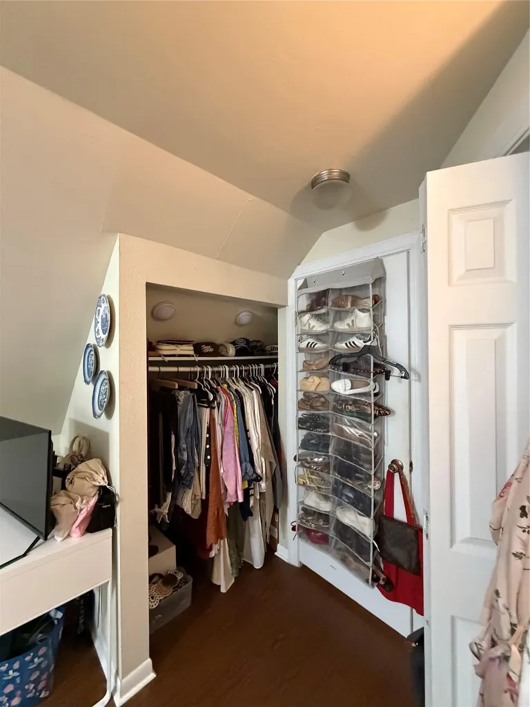 5212 Duval Street Austin TX 78751
