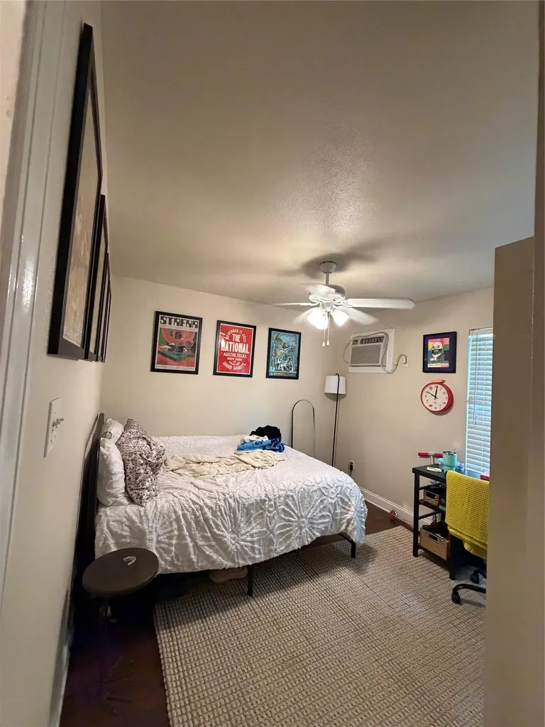 5212 Duval Street Austin TX 78751