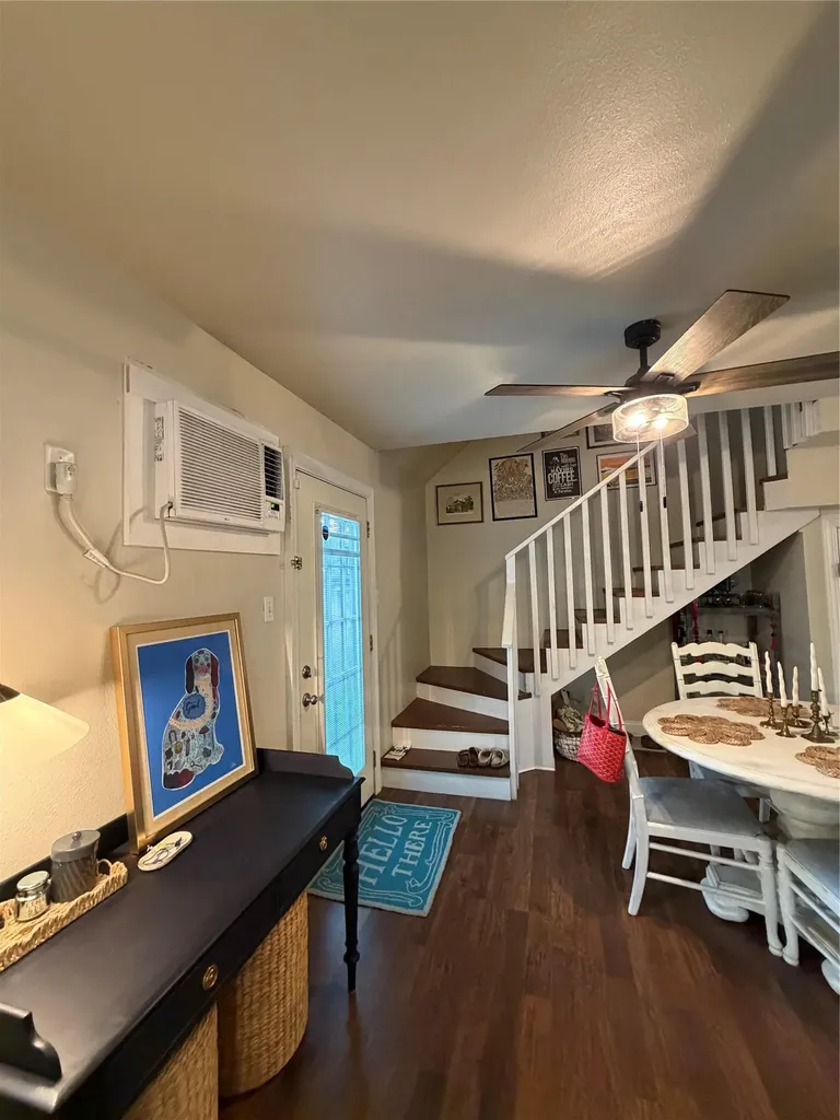 5212 Duval Street Austin TX 78751