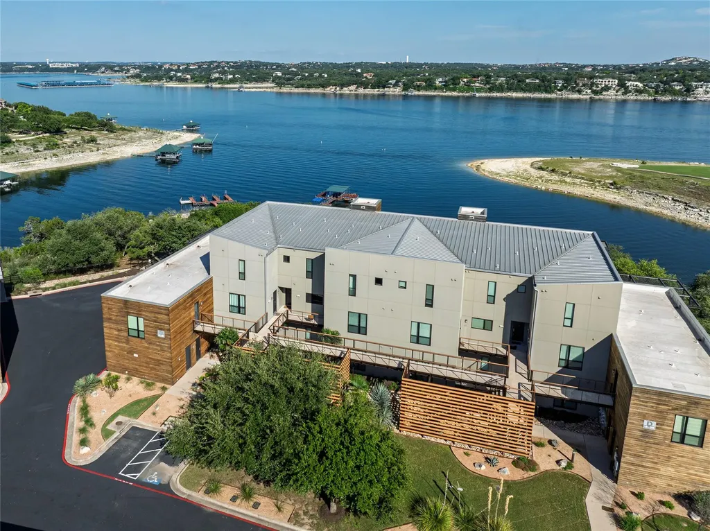 1101 Ivean Pearson Road Lago Vista TX 78645