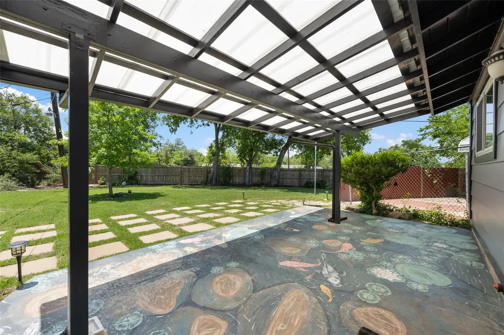 8500 Woodstone Drive Austin TX 78757
