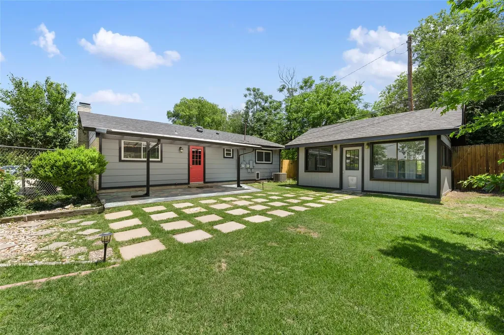 8500 Woodstone Drive Austin TX 78757