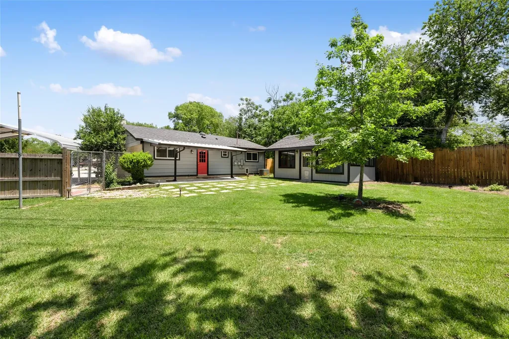 8500 Woodstone Drive Austin TX 78757