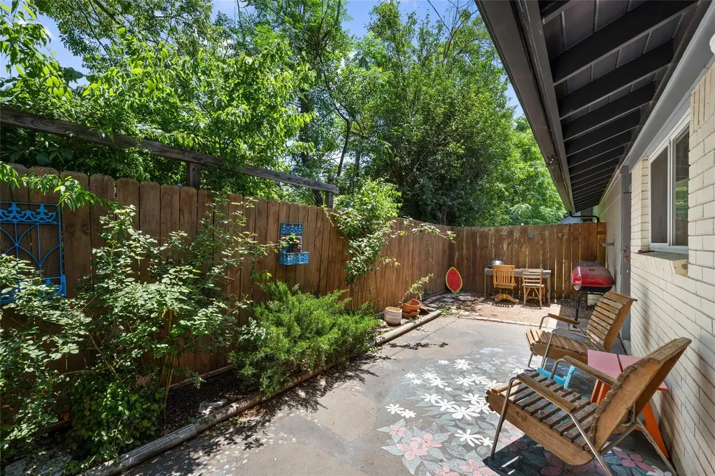 8500 Woodstone Drive Austin TX 78757