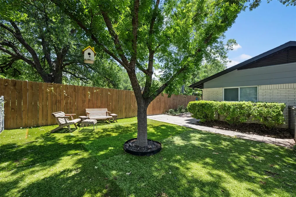 8500 Woodstone Drive Austin TX 78757