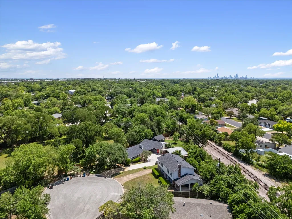 8500 Woodstone Drive Austin TX 78757