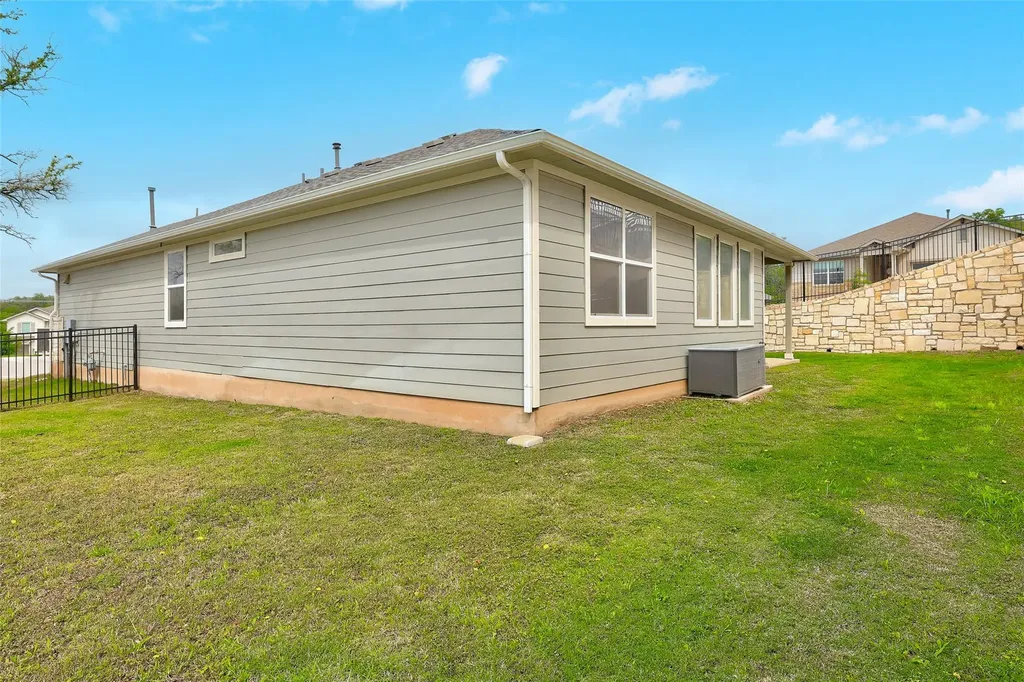 213 Florenz Lane Georgetown TX 78628