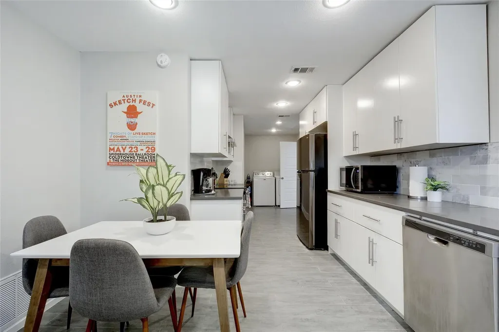 1141 Berger Street Austin TX 78721