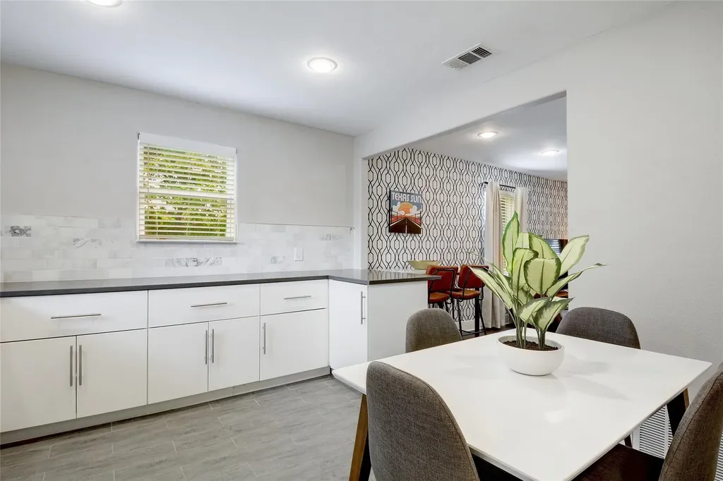 1141 Berger Street Austin TX 78721