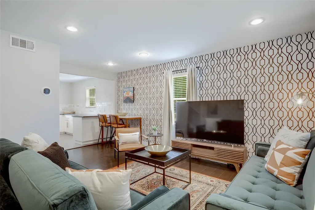 1141 Berger Street Austin TX 78721