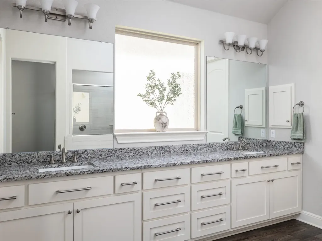 1329 Siena Sunset Road Leander TX 78641