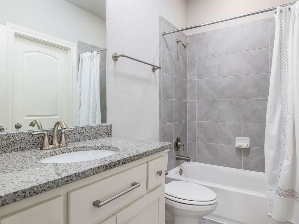1329 Siena Sunset Road Leander TX 78641