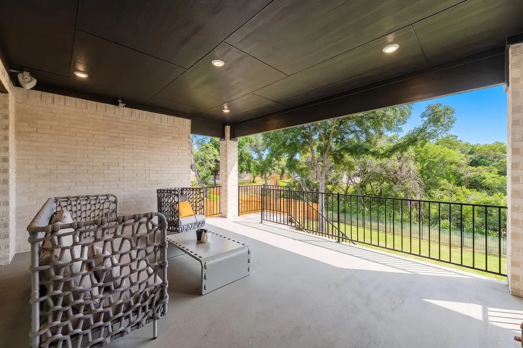 579 Jackson River Loop Kyle TX 78640