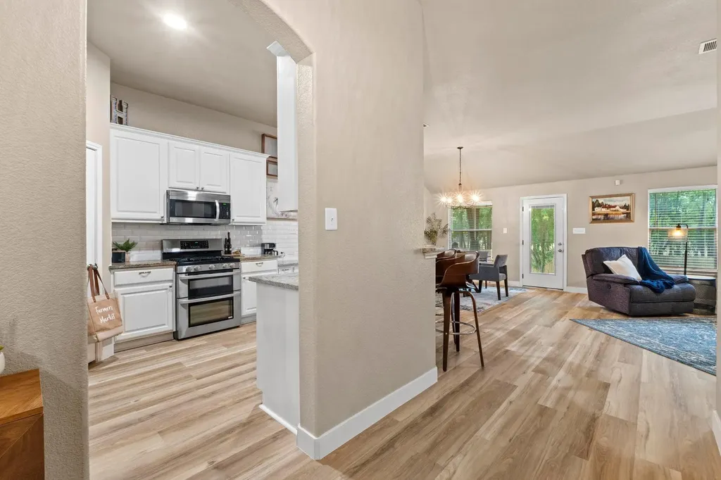 1020 Portchester Castle Path Pflugerville TX 78660