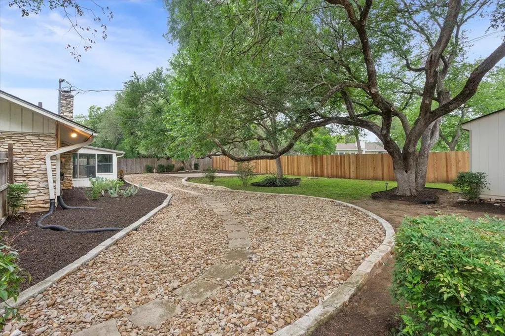 2605 Gabriel View Drive Georgetown TX 78628