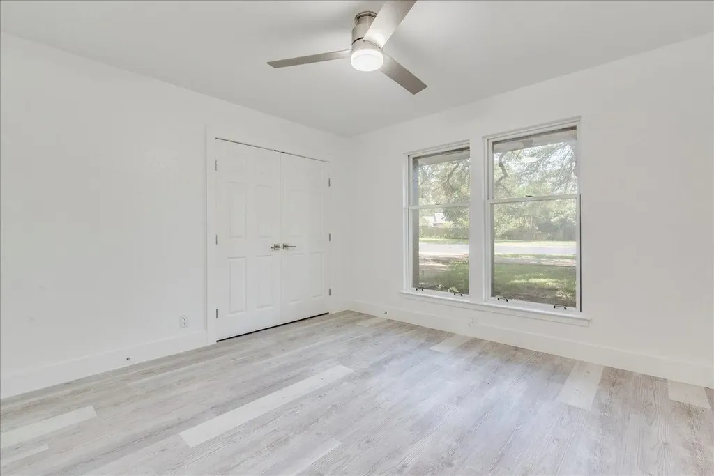 11146 Pinehurst Drive Austin TX 78747
