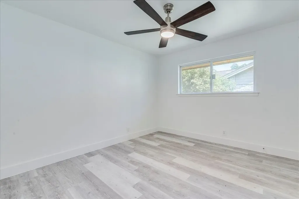 11146 Pinehurst Drive Austin TX 78747
