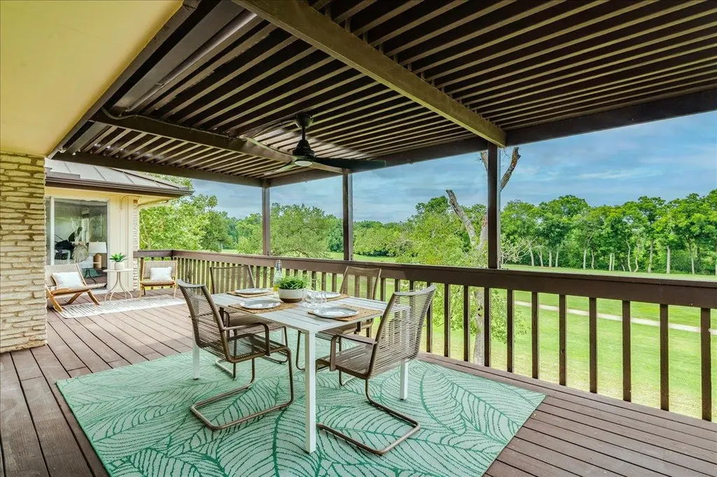 11146 Pinehurst Drive Austin TX 78747