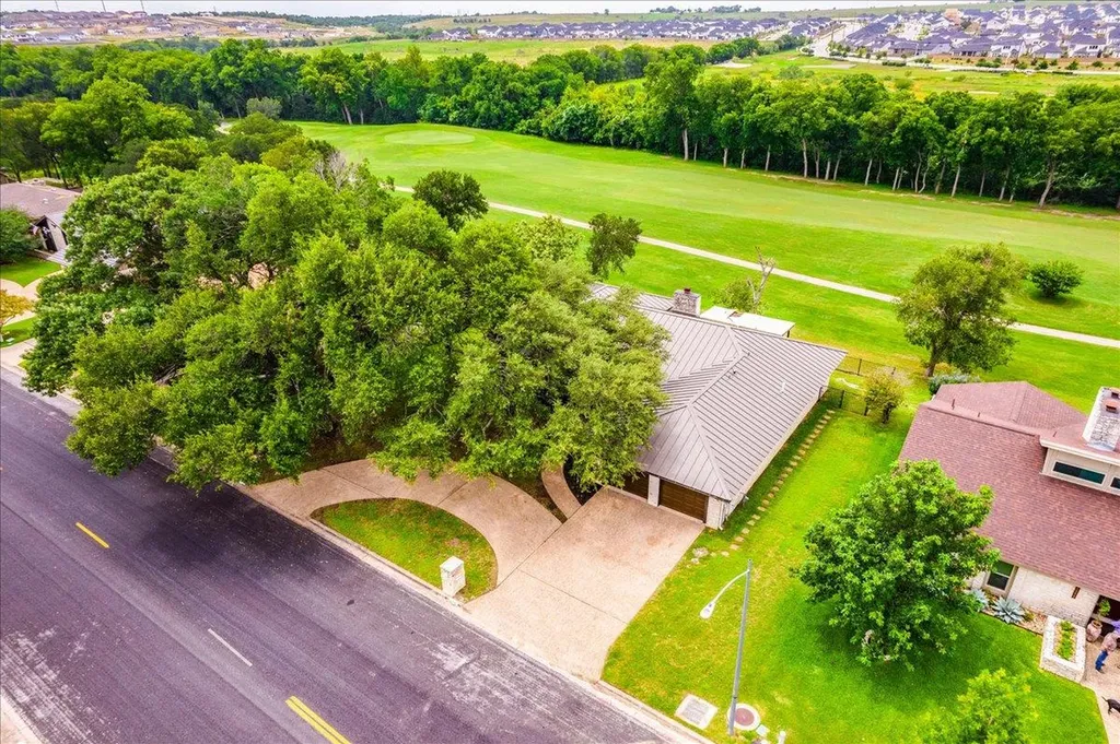 11146 Pinehurst Drive Austin TX 78747