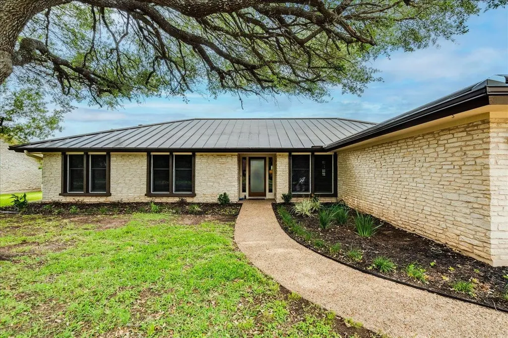 11146 Pinehurst Drive Austin TX 78747