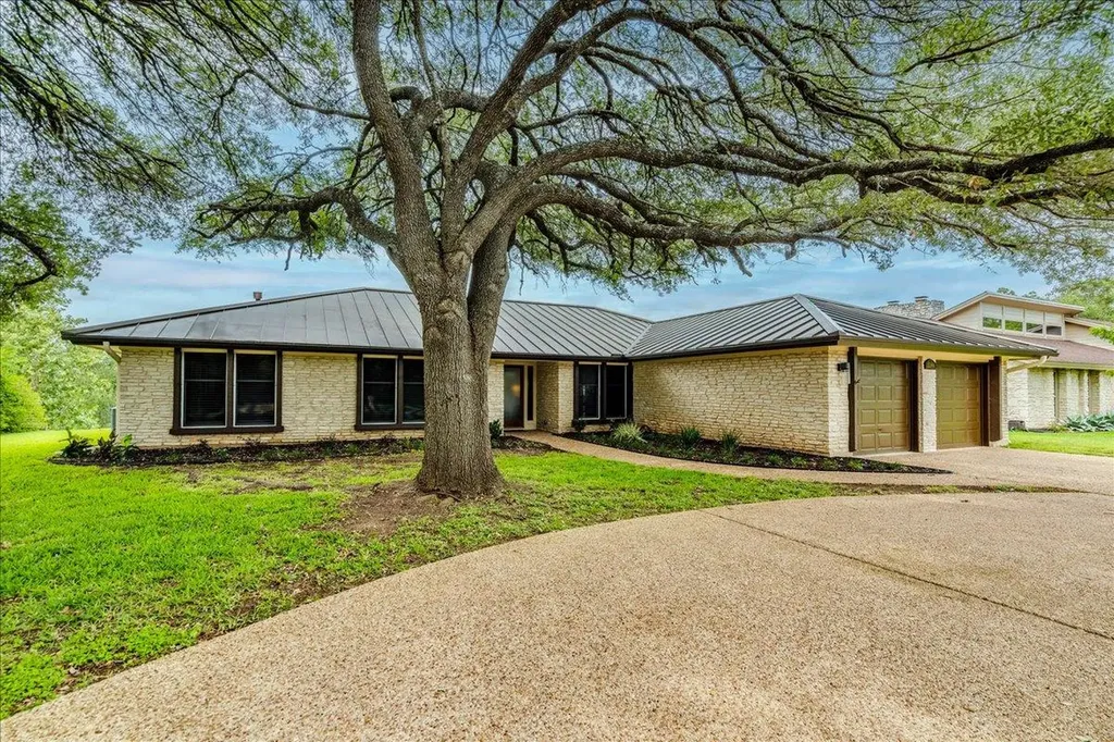11146 Pinehurst Drive Austin TX 78747