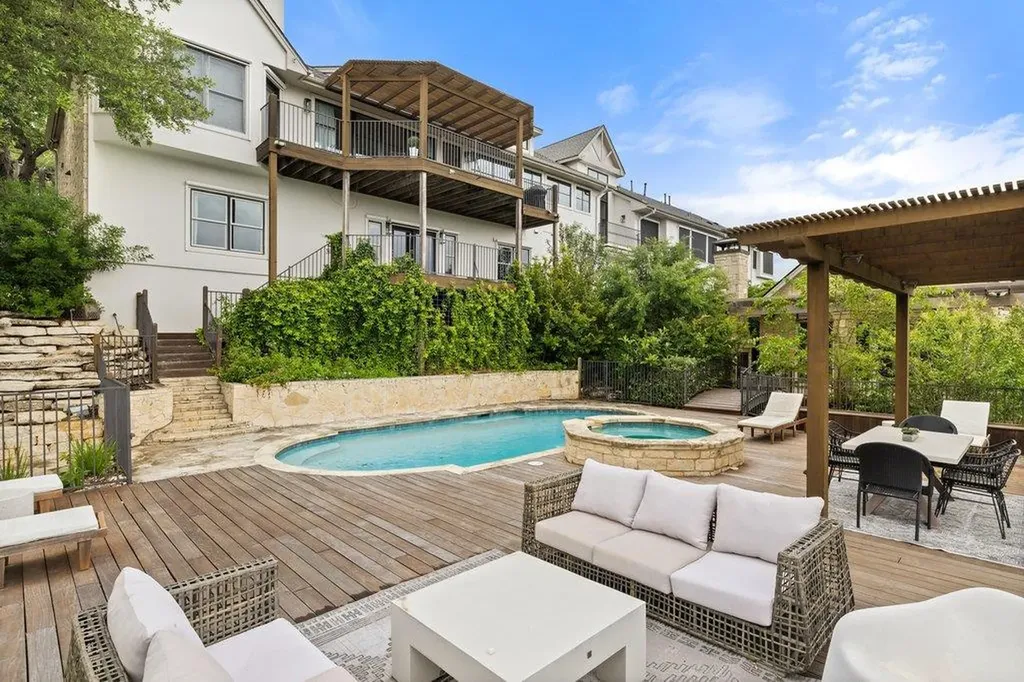 1421 Circle Ridge Drive West Lake Hills TX 78746