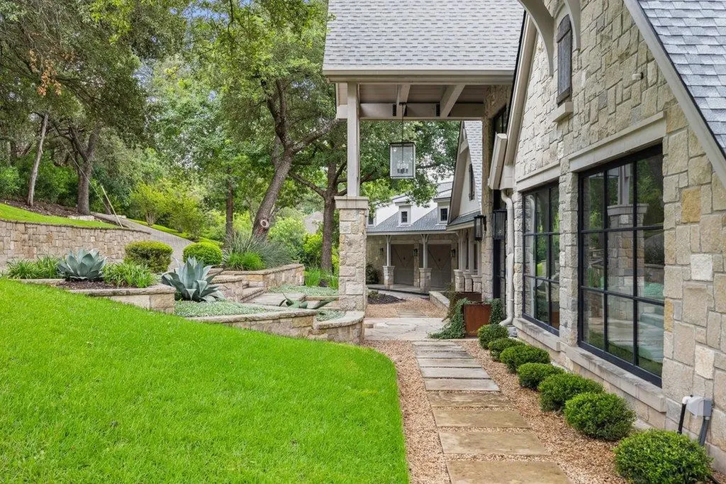 1421 Circle Ridge Drive West Lake Hills TX 78746