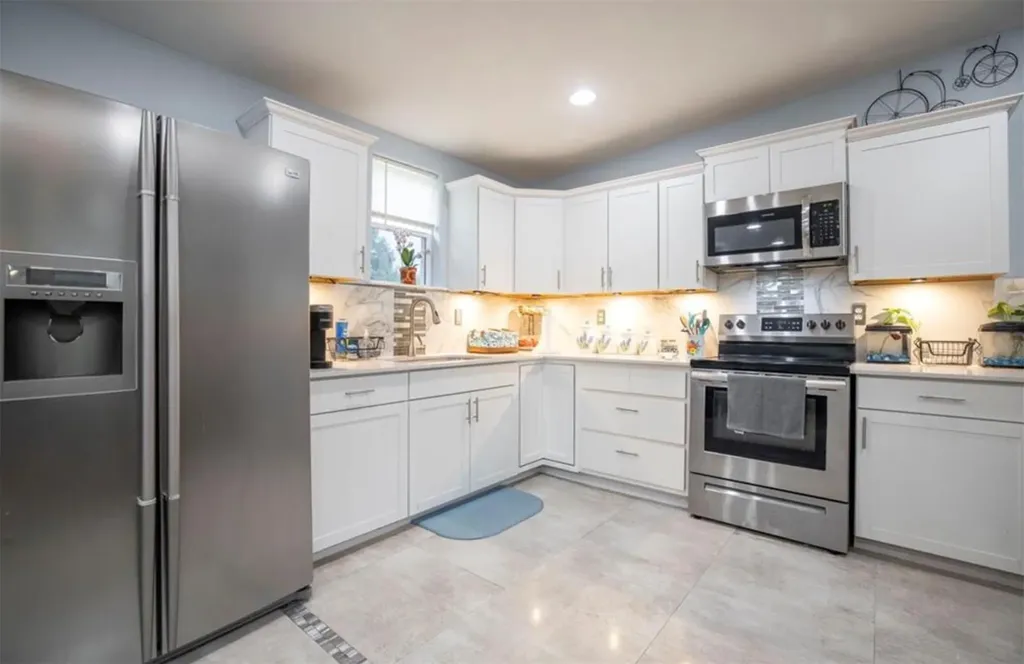 1777 Fox Lane Lockhart TX 78644