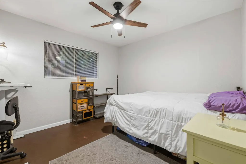 3305 Dolphin Drive Austin TX 78704