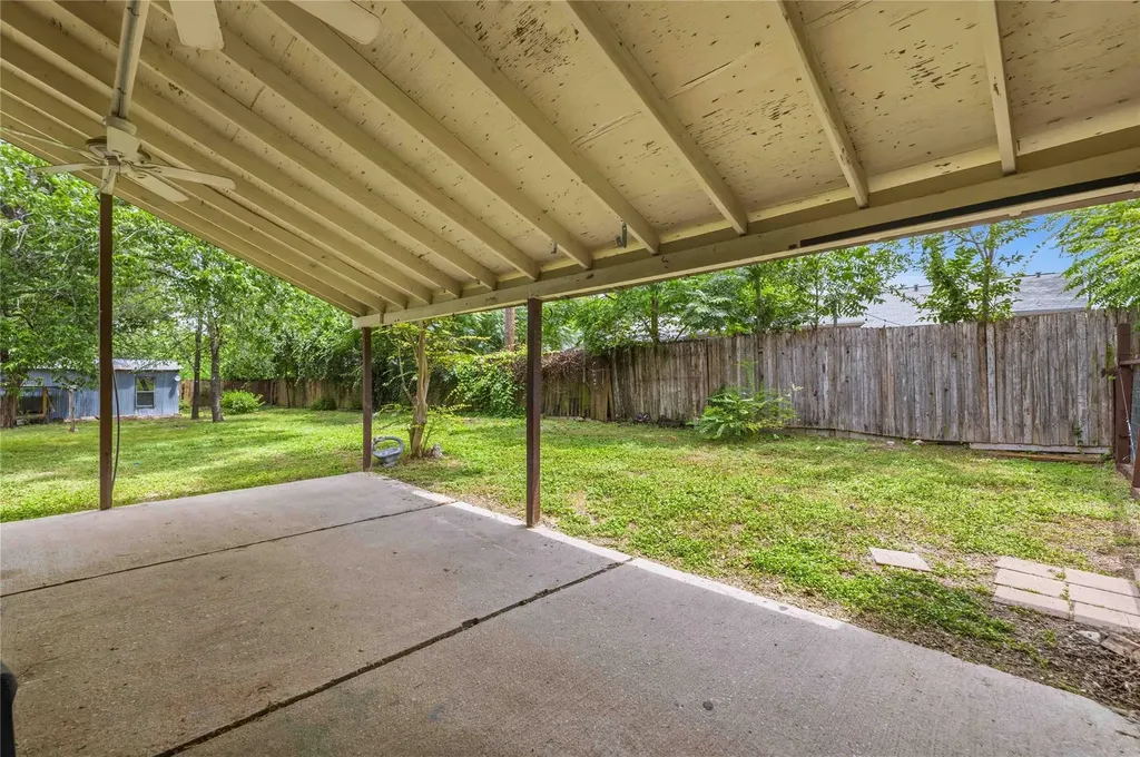 3305 Dolphin Drive Austin TX 78704