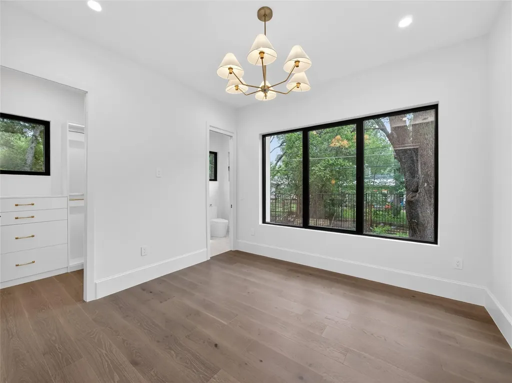 5 Scott Crescent Austin TX 78703