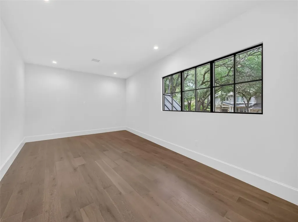 5 Scott Crescent Austin TX 78703