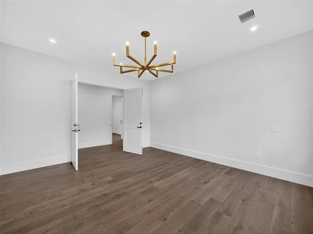 5 Scott Crescent Austin TX 78703