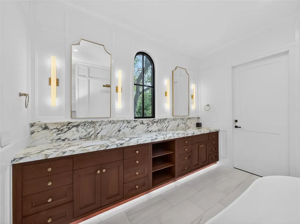 5 Scott Crescent Austin TX 78703