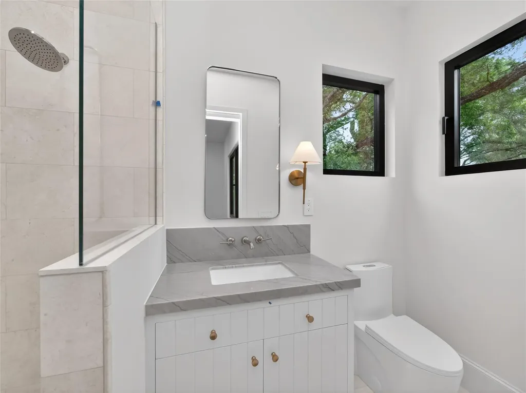 5 Scott Crescent Austin TX 78703