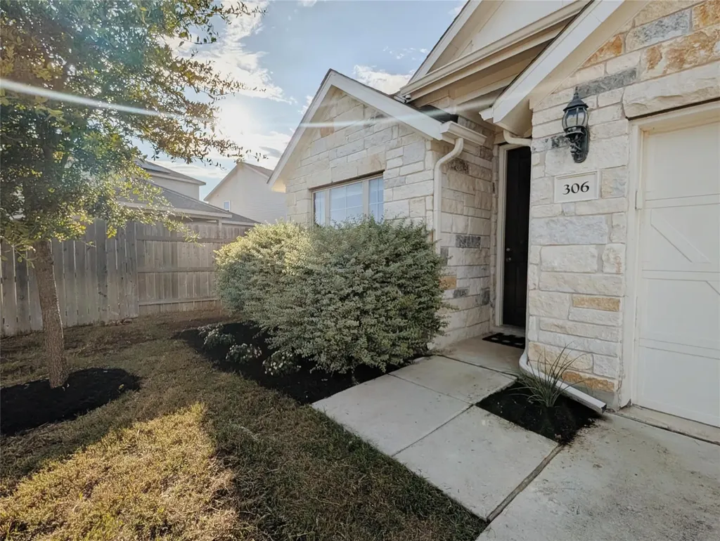 306 Buffalo View Lane Georgetown TX 78628