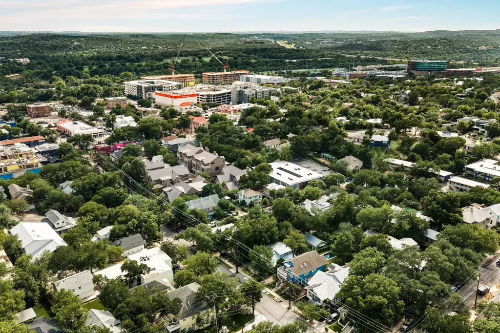 802 Blanco Street Austin TX 78703