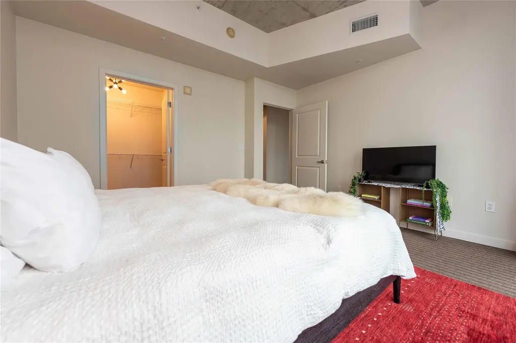 360 Nueces Street Austin TX 78701