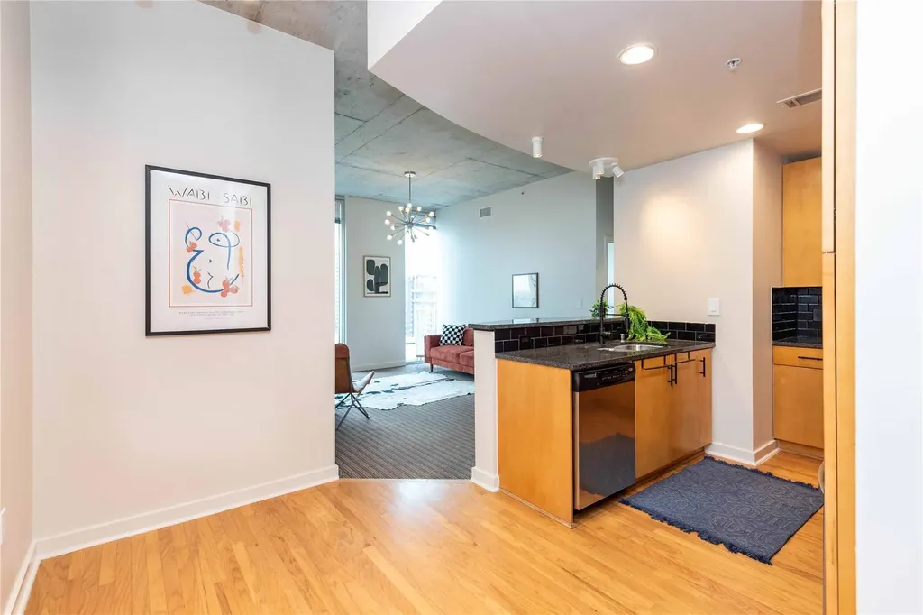 360 Nueces Street Austin TX 78701