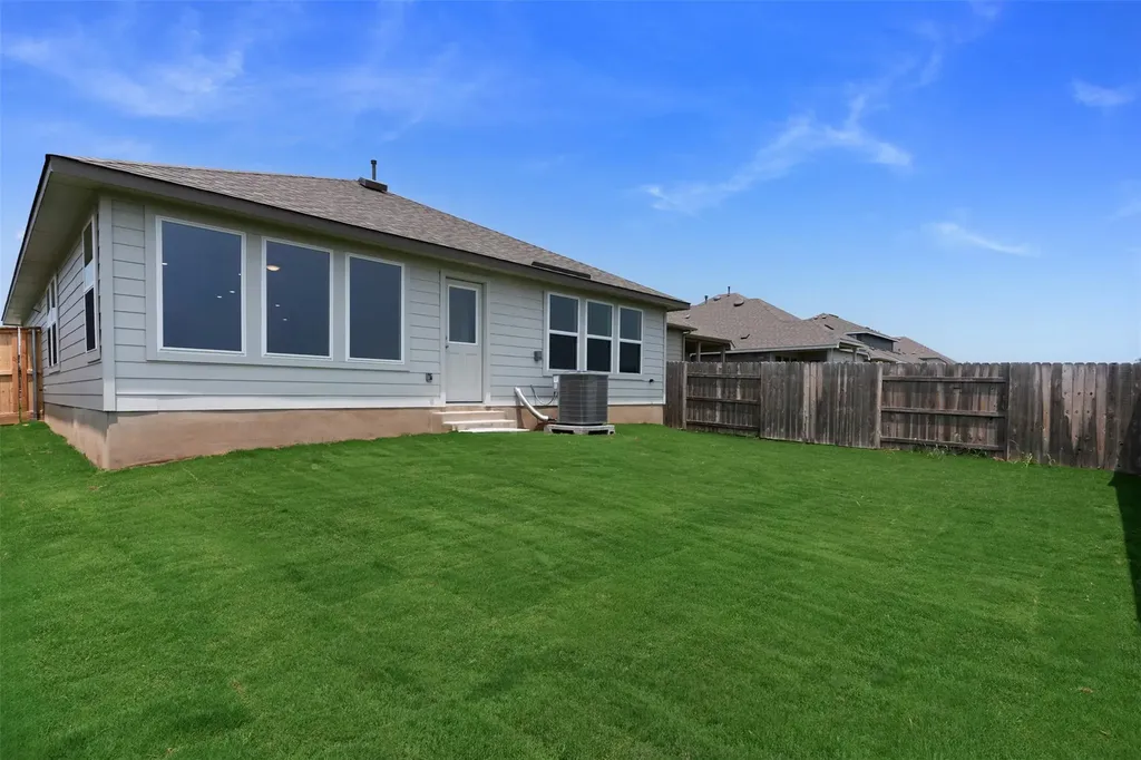 13804 Ryan Range Lane Elgin TX 78621