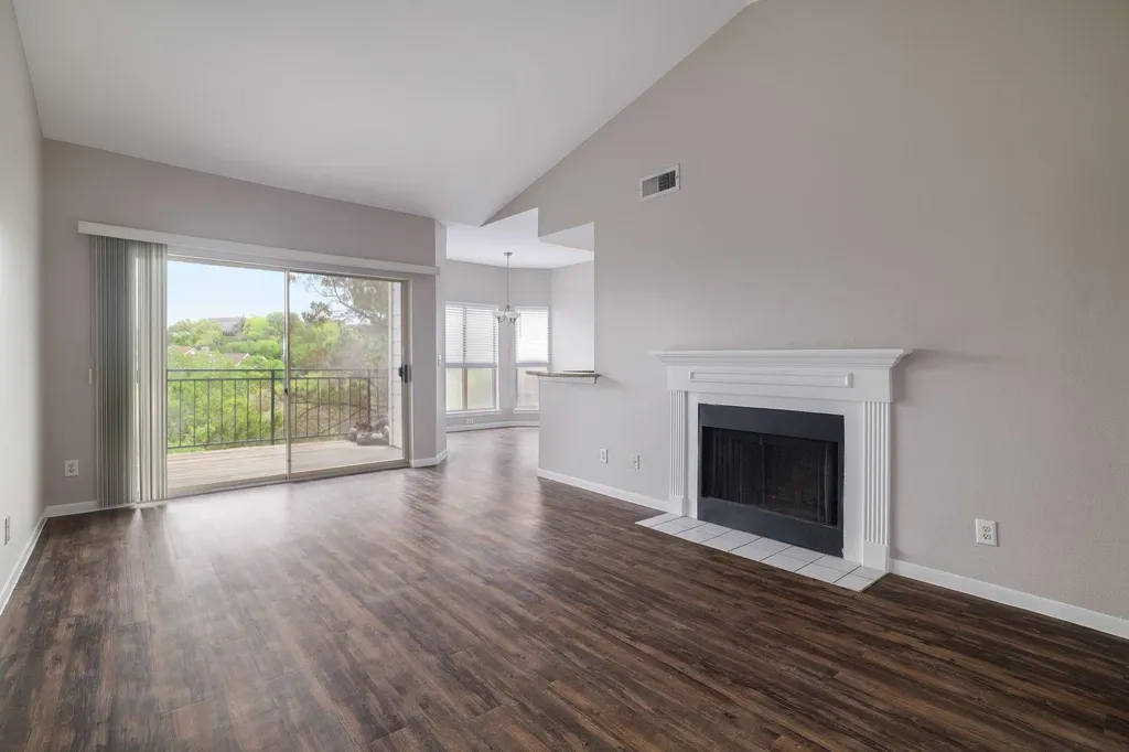 6000 Shepherd Mountain Cove Austin TX 78730
