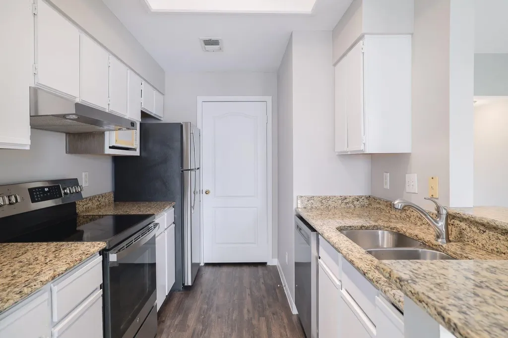 6000 Shepherd Mountain Cove Austin TX 78730