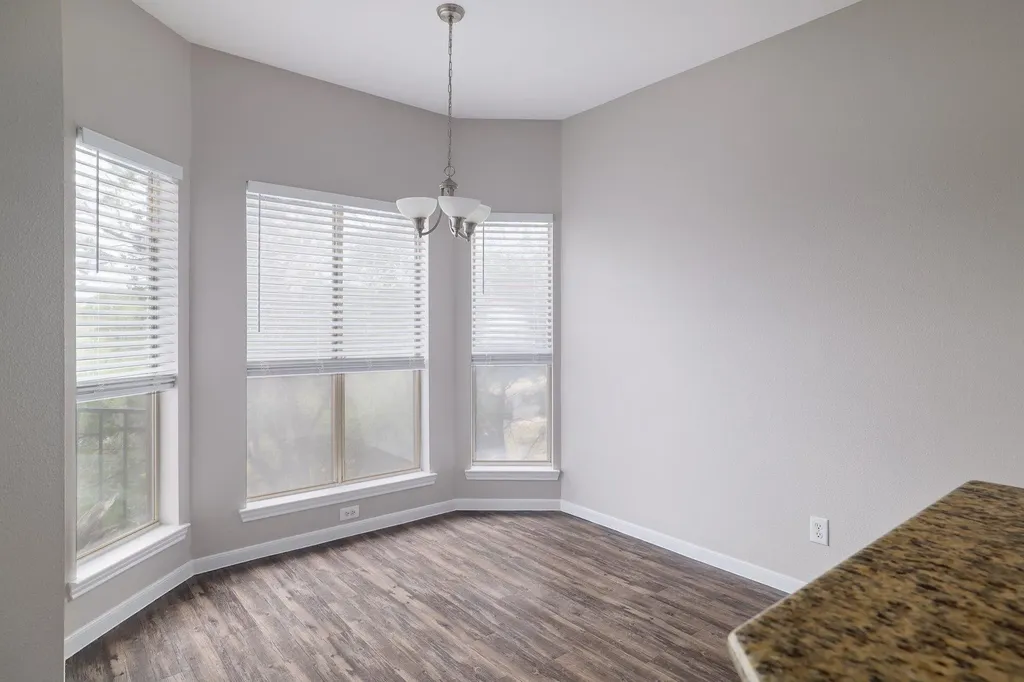 6000 Shepherd Mountain Cove Austin TX 78730