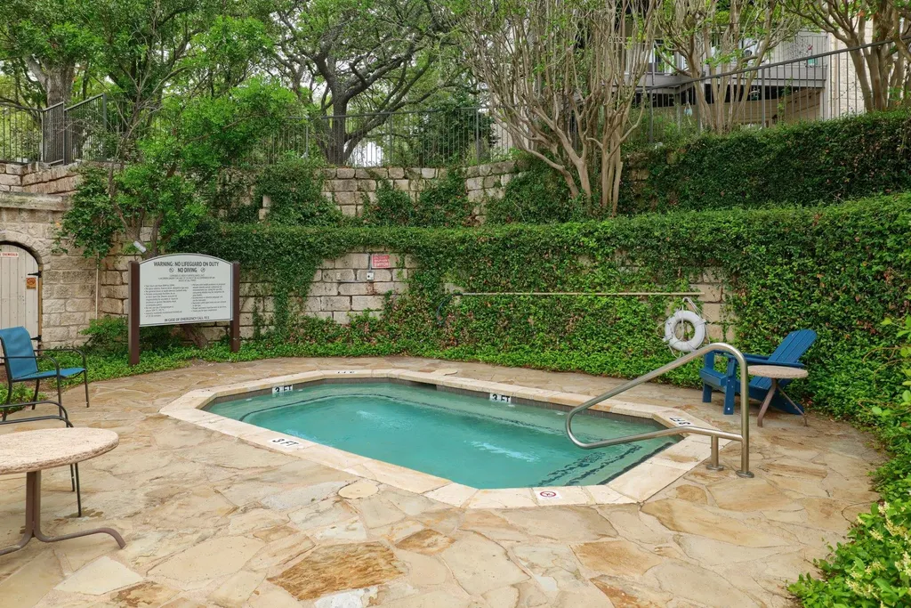 6000 Shepherd Mountain Cove Austin TX 78730