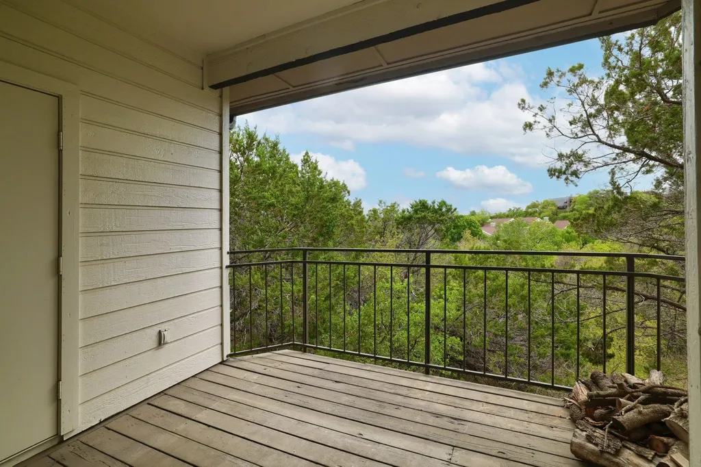 6000 Shepherd Mountain Cove Austin TX 78730