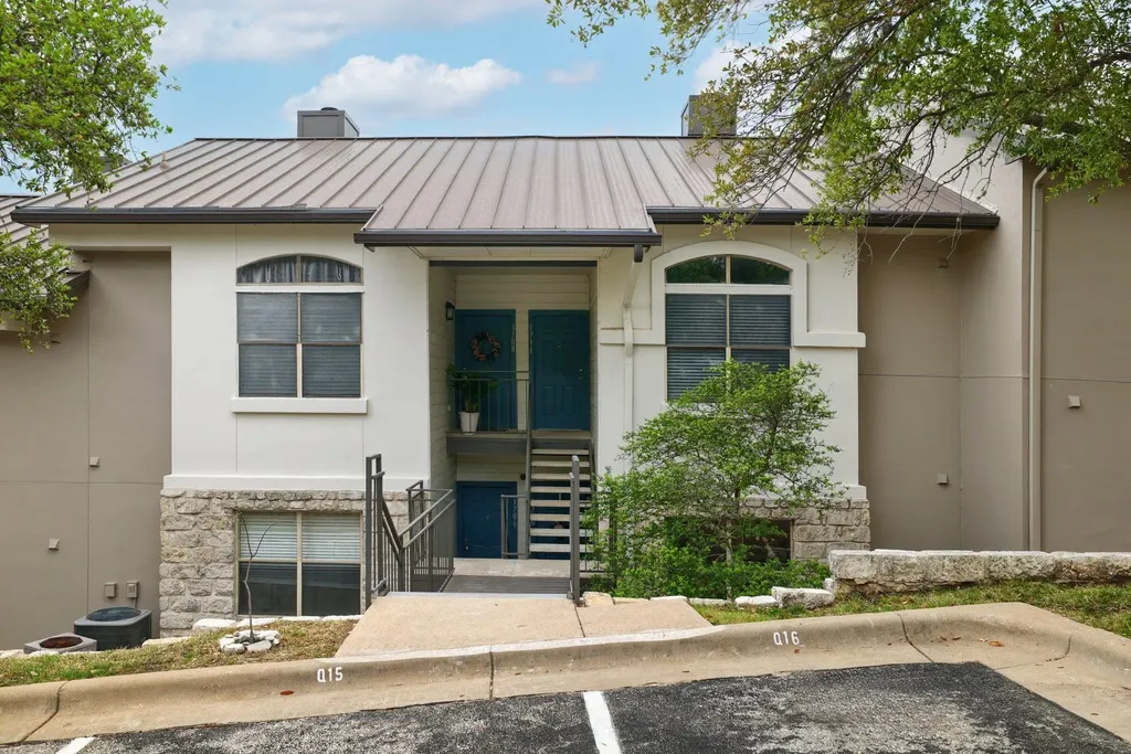 6000 Shepherd Mountain Cove Austin TX 78730