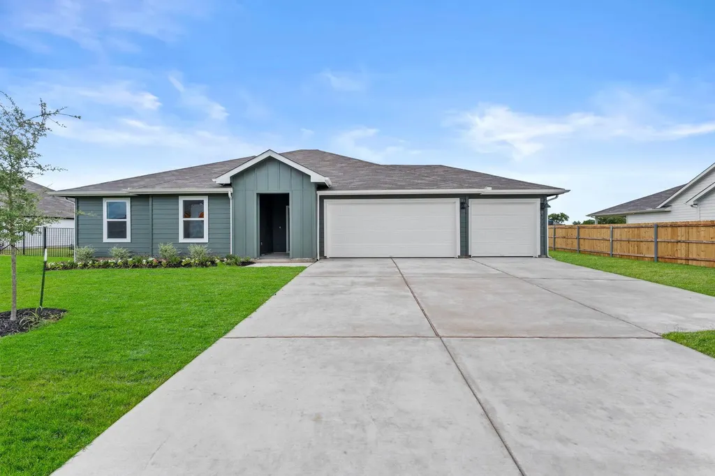 473 Atticus Cove Lockhart TX 78644