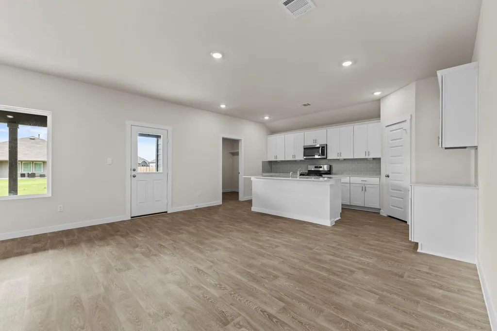 473 Atticus Cove Lockhart TX 78644