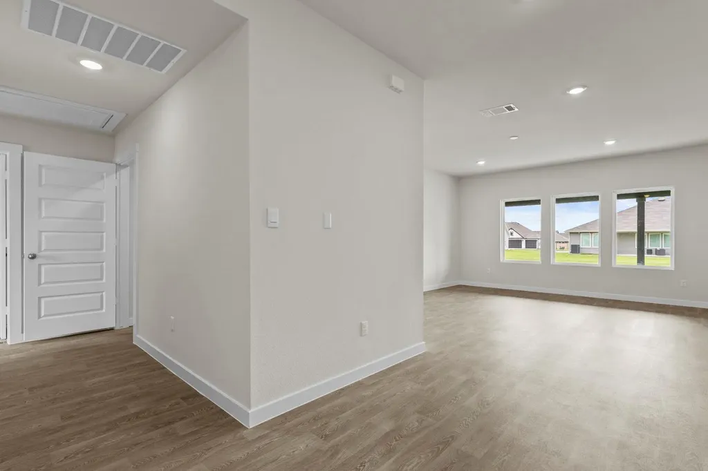 473 Atticus Cove Lockhart TX 78644