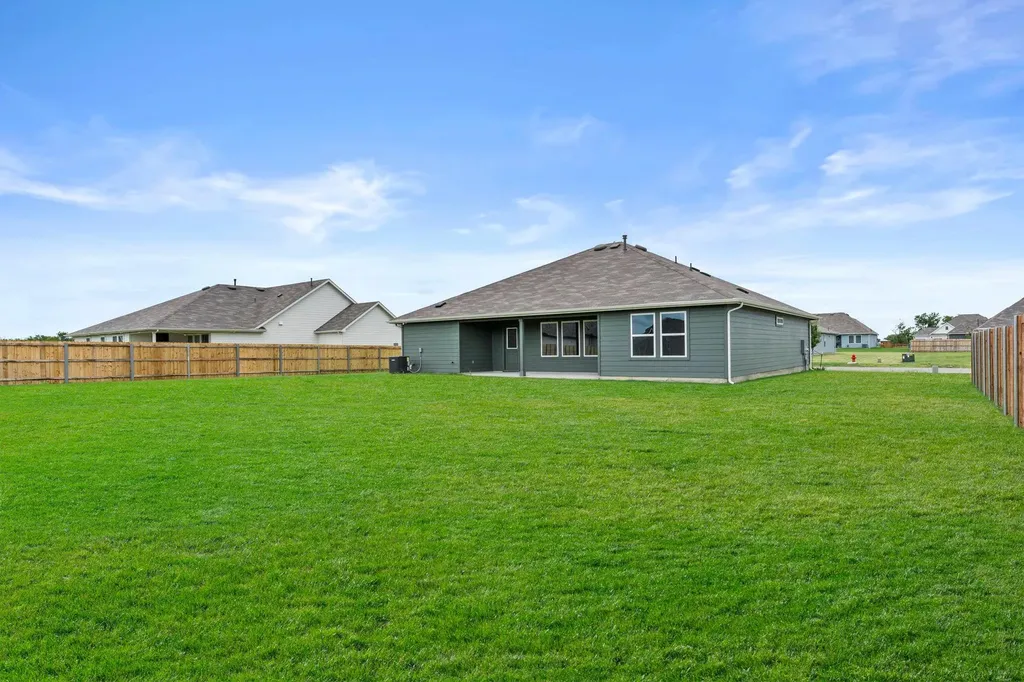 473 Atticus Cove Lockhart TX 78644